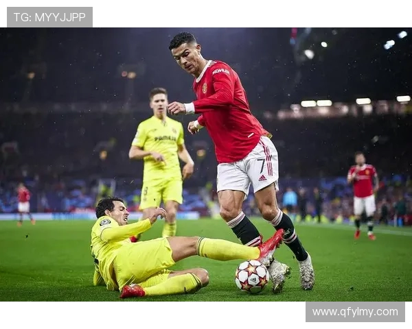 天下足球节目中C罗的欧冠精彩表现解析 天下足球节目中C罗的欧冠精彩表现解析